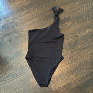 Sara Cristina black one shoulder swimsuit. Size L.